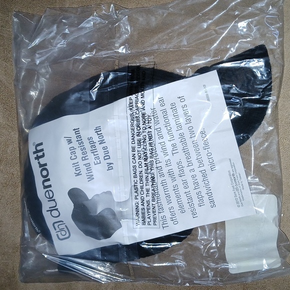 Due North Knit Cap w/ Wind Resistant Earflaps - black - Picture 2 of 5